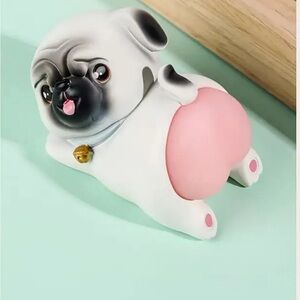 RESIN PUG WITH SQUISHY BUTT 🍑
